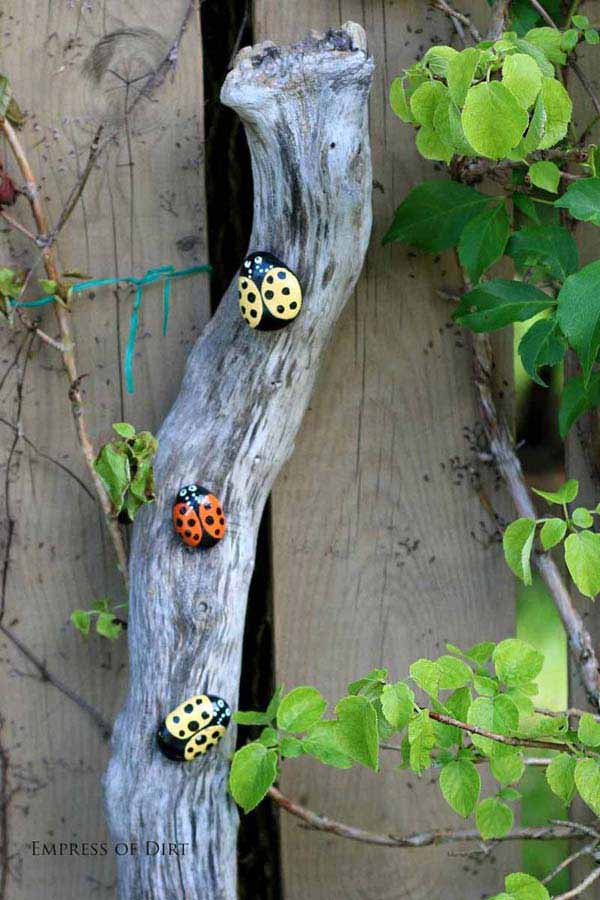 pebble ladybugs