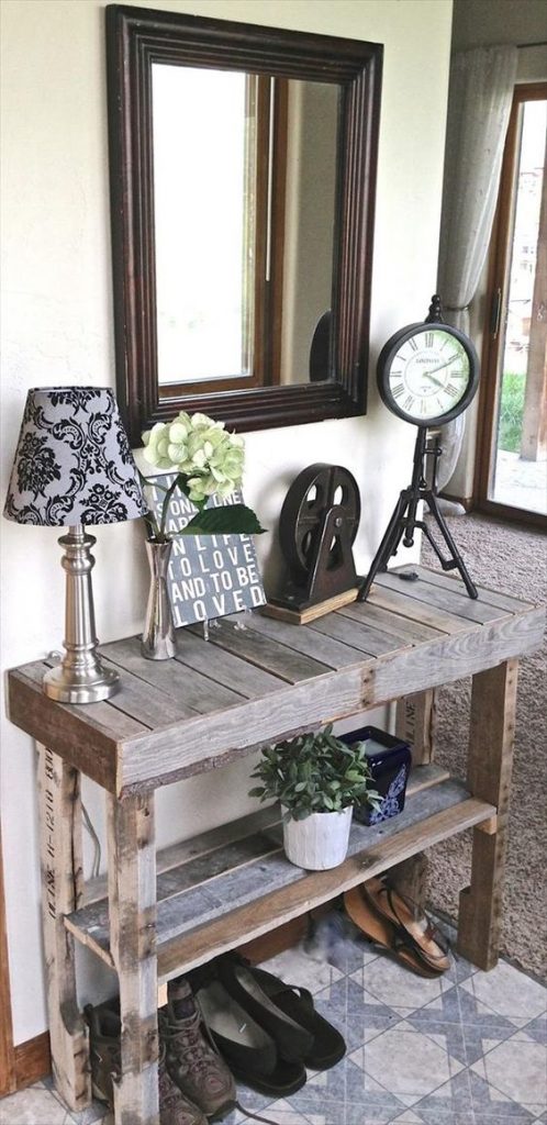 foyer pallet table