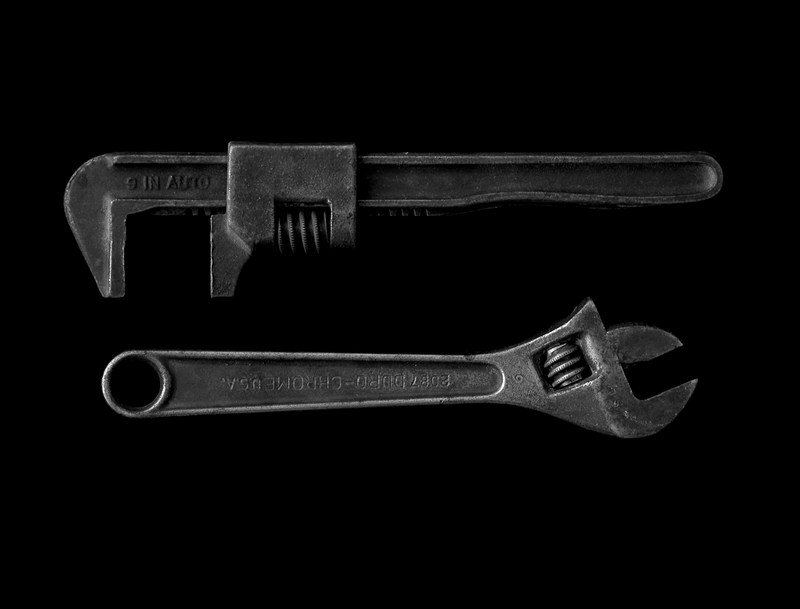 2 adjustable wrench must have home tools