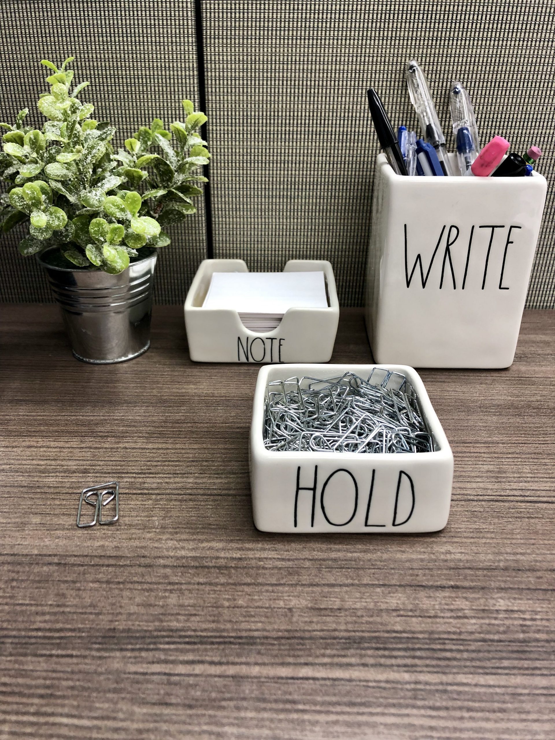 Cool Desk Supplies