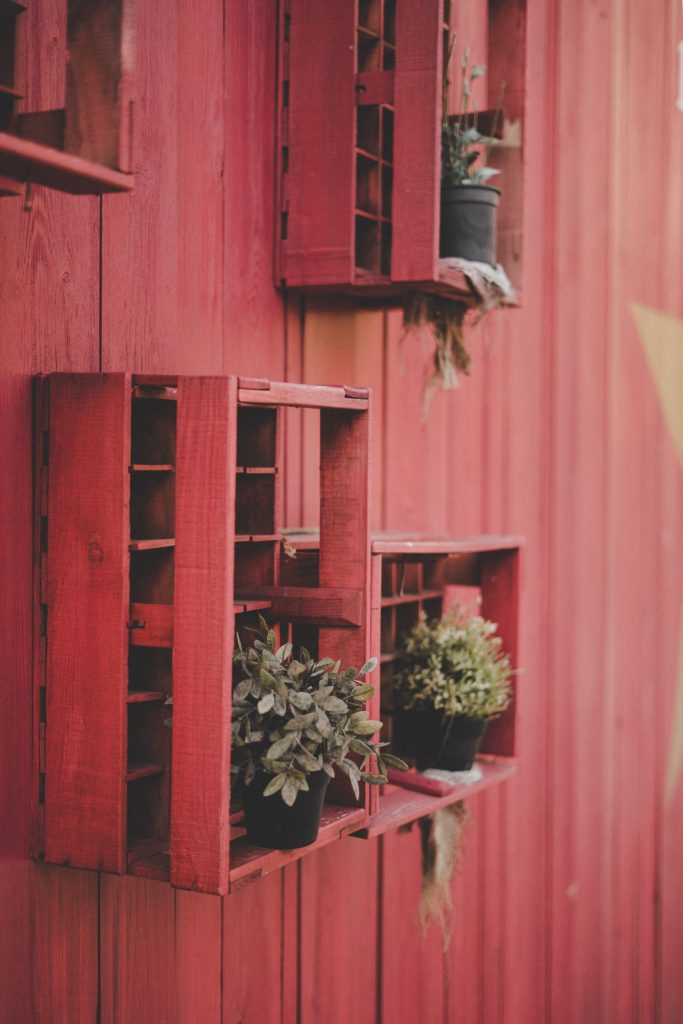 red recycled pallets