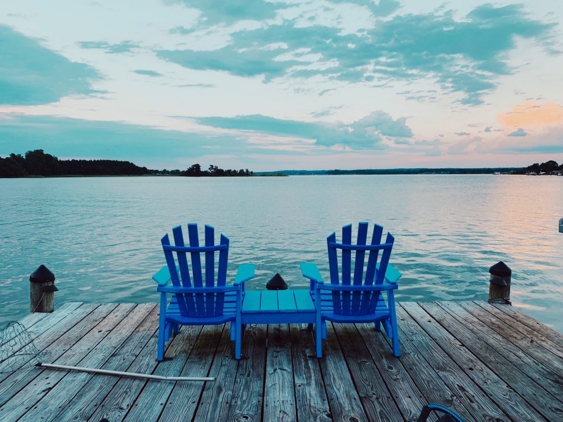 Why Are Floating Docks So Popular For Lake Houses