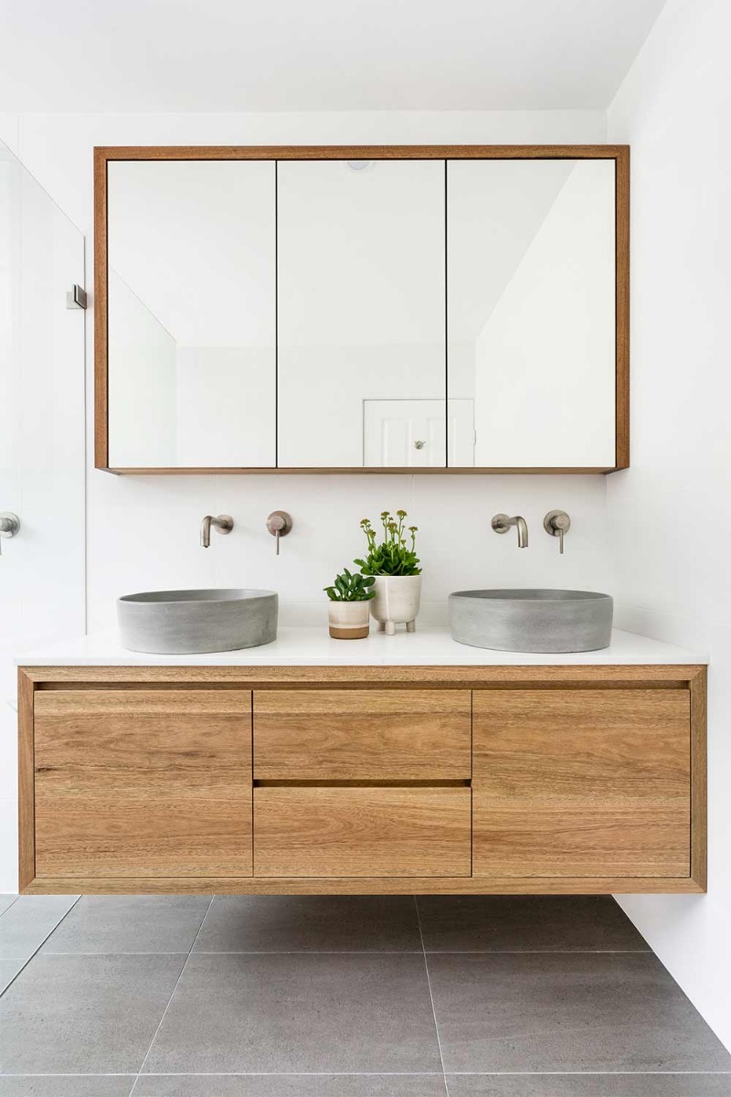 Choosing A Perfect Bathroom Mirror Cabinet Useful Diy Projects