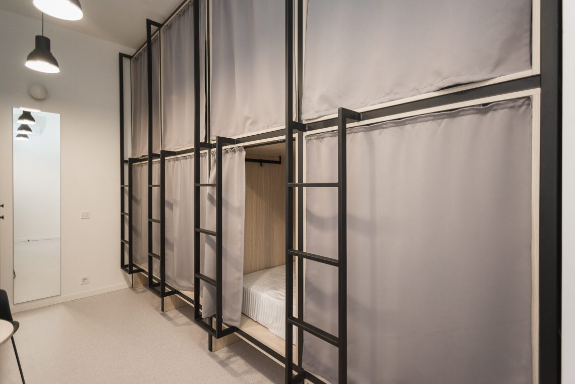 A Simple Way to Find A Right Size Bunk Bed for Adults