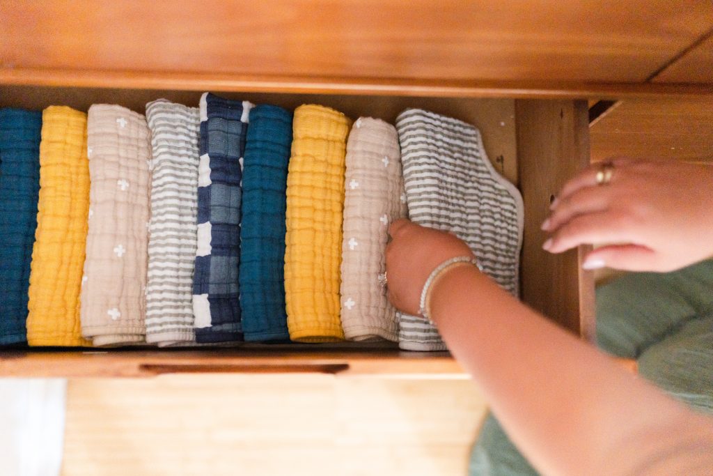 10 Ultimate Cloth Storage Hacks If You Lack Closet Space