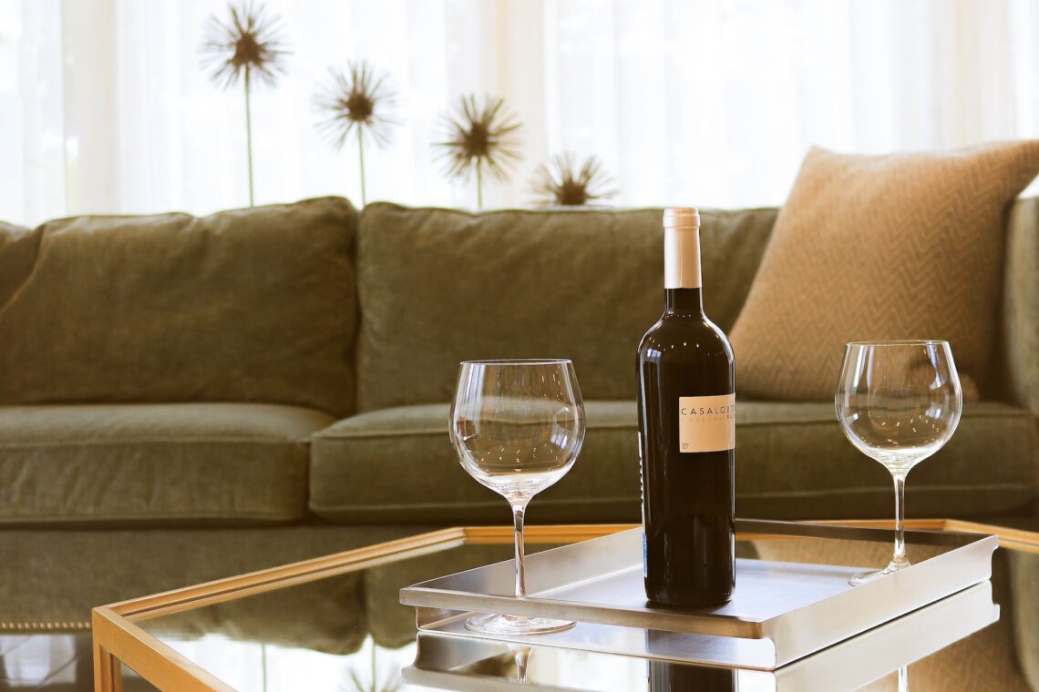 Create Stunning Interior Spaces Featuring a Clear Glass Side Table