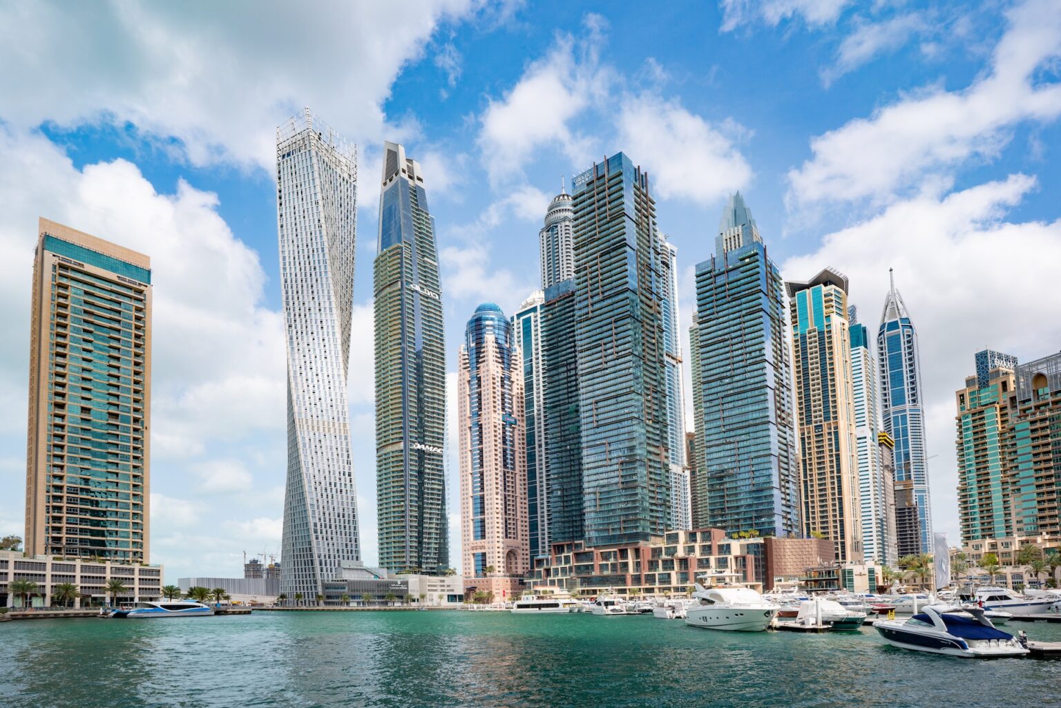 why-is-it-profitable-to-buy-flats-in-dubai-marina-now