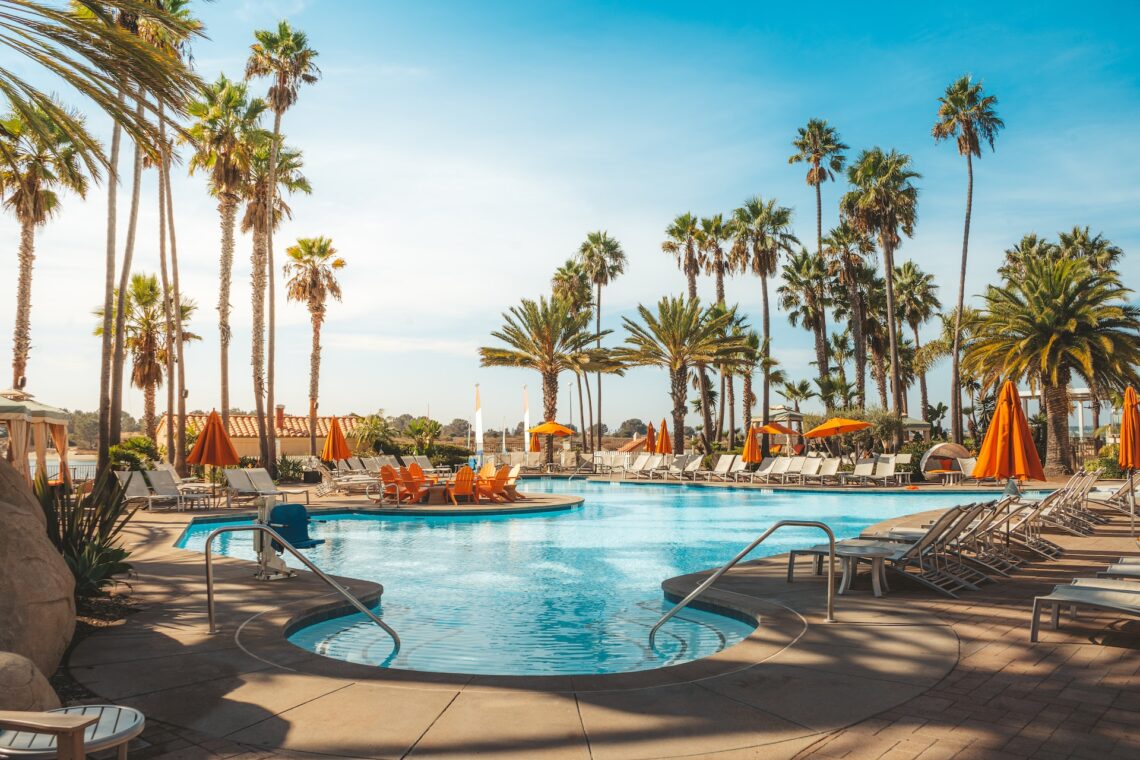 A How-To Guide to Keeping Your Pool Clean and Safe